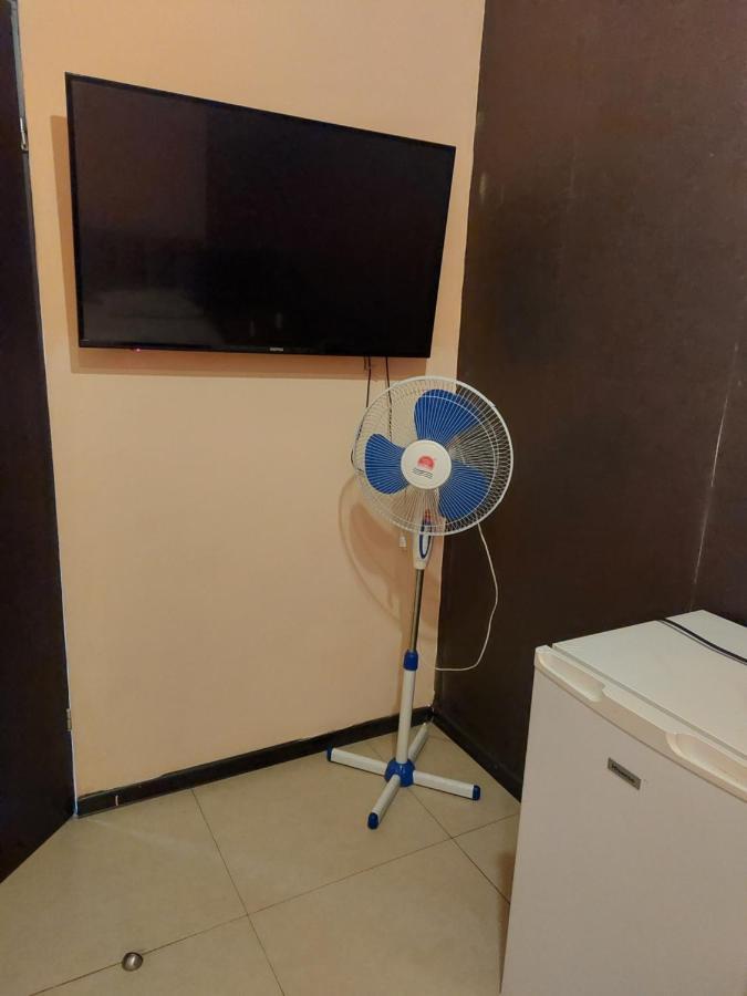 Rp Hotel- Hostel Ереван Екстериор снимка