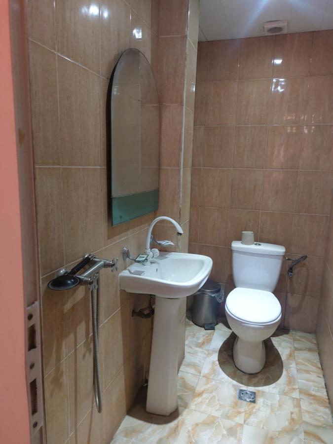 Rp Hotel- Hostel Ереван Екстериор снимка