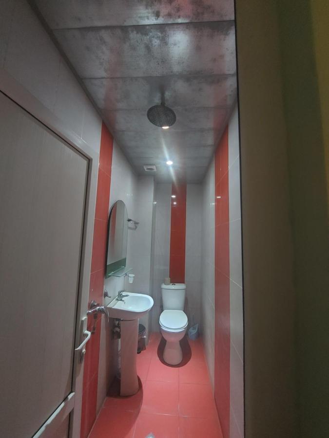 Rp Hotel- Hostel Ереван Екстериор снимка