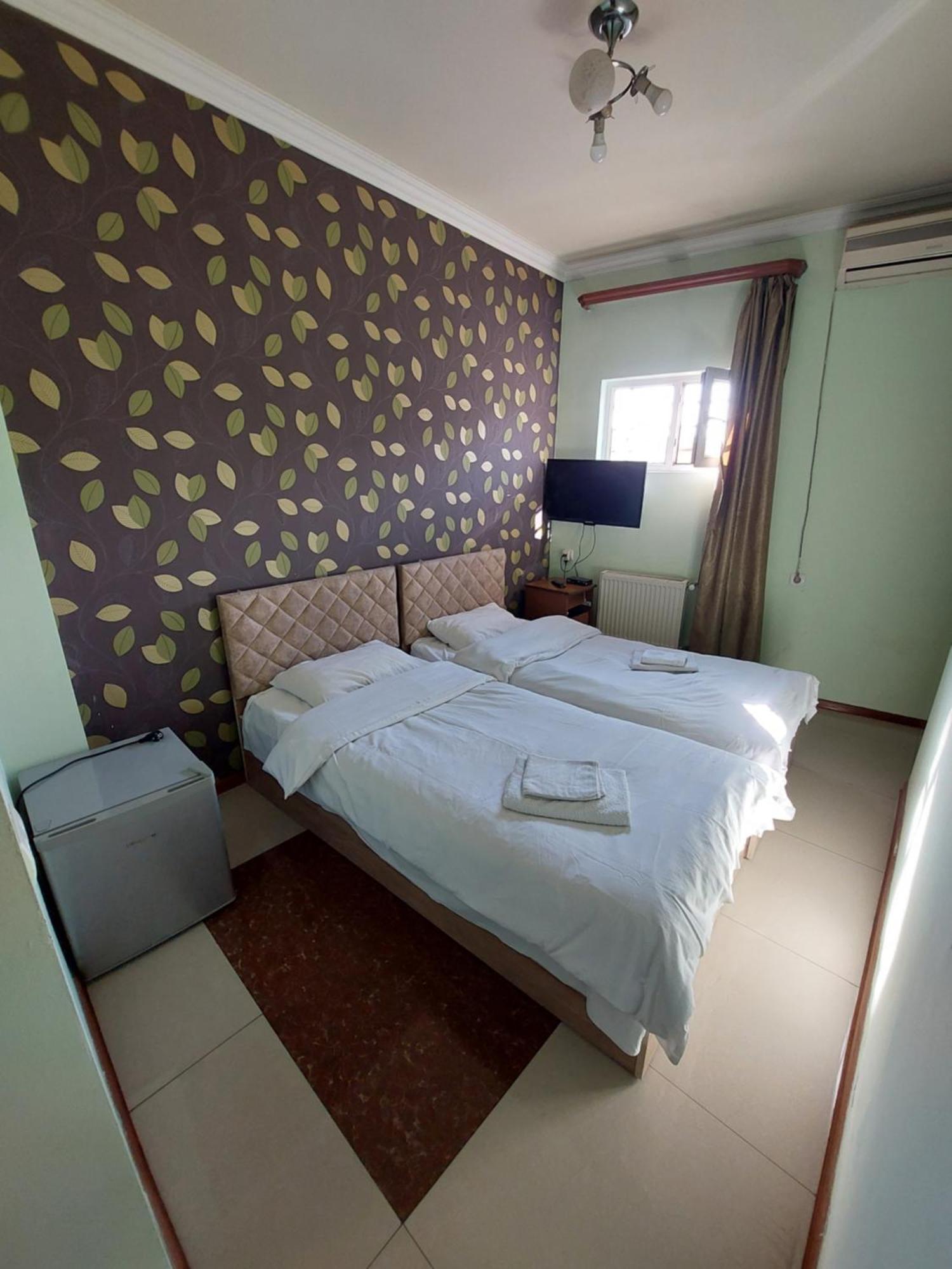 Rp Hotel- Hostel Ереван Екстериор снимка
