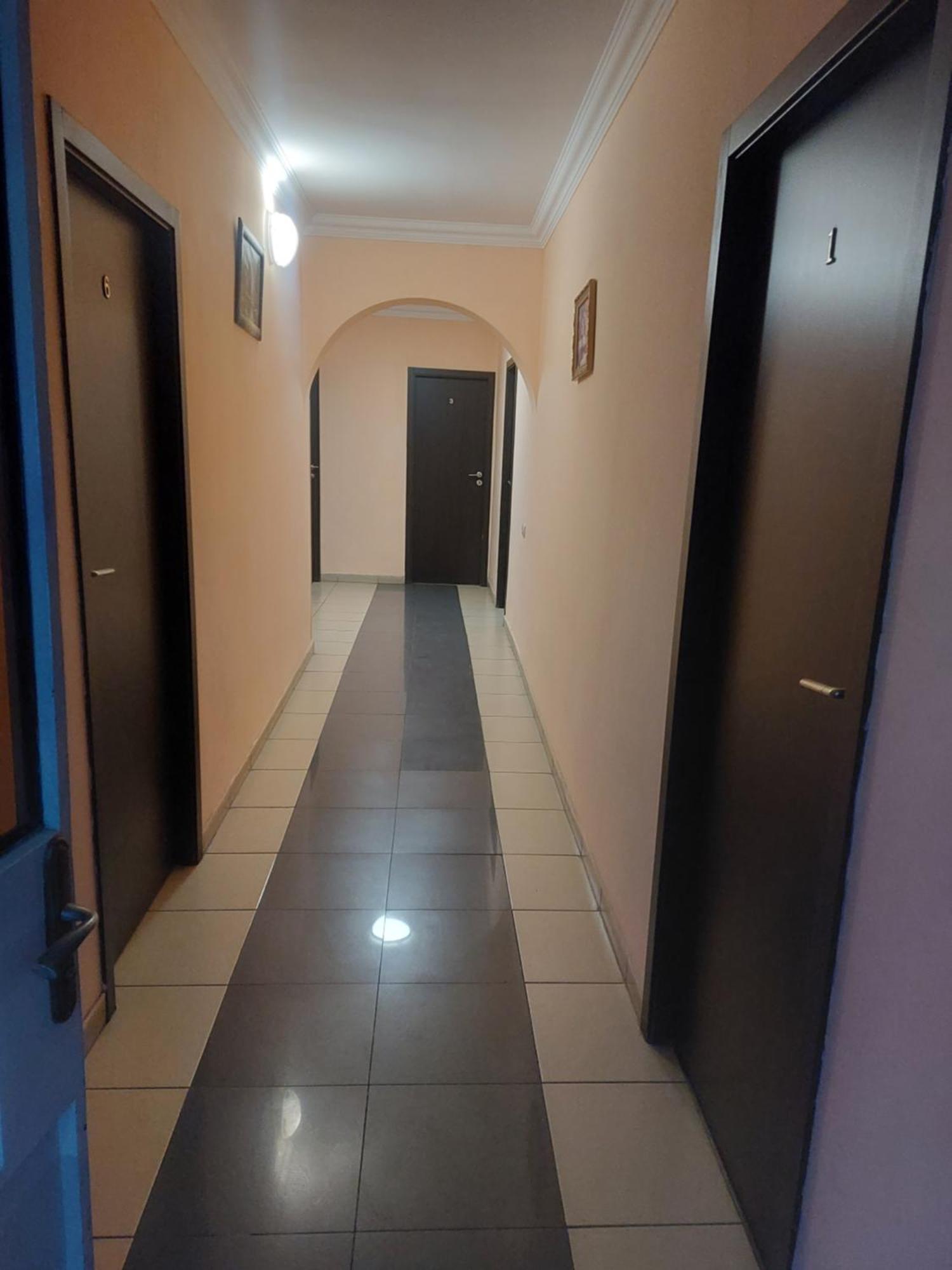 Rp Hotel- Hostel Ереван Екстериор снимка